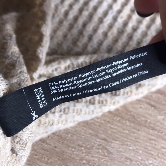 UO tan waffle knit button oversized thermal - Picture 7 of 7